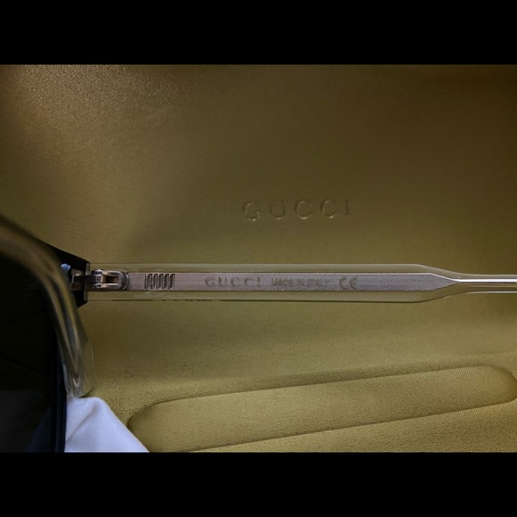 Black and gold square shaped Gucci glasses w/case - Picture 7 of 9